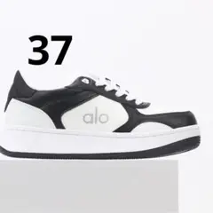 新品未使用alo yogaホワイト/ブラック スニーカー 37 Alo Recovery Mode Sneaker - Black/White | Alo Yoga
