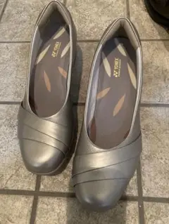 2回使用ヨネックスのパンプス