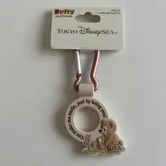 新品未使用！DisneySea ダッフィー カラビナ付きペットボトルホルダー