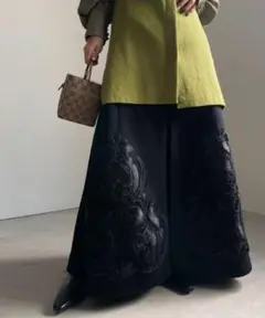 AMERI RIBBON EMBROIDERY SKIRT