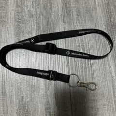 メルセデスべンツ　首かけ　ストラップ