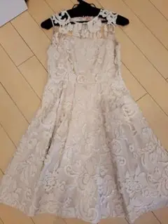 グレースコンチネンタル刺繍ワンピース