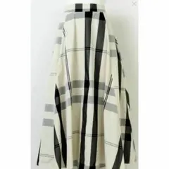 【新品】cocoon コクーン　チェックタフタフレアースカート　M-L