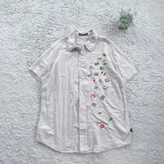 【drug store's】半袖シャツ コットン 羽織り 国旗刺繍 ベージュ2