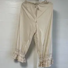 PINK HOUSE ピンクハウス　フリル付きベージュパンツ　ドロワーズ