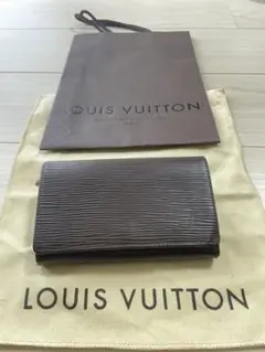ルイヴィトン エピ ポルトモネ ビエ トレゾール モカ ブラウン 長財布