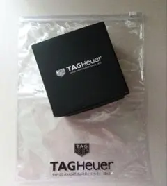 【TAG Heuer】 箱とジッパーケース
