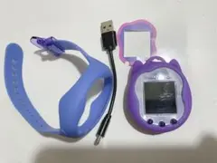 Tamagotchi Uni Blue 本体と付属品
