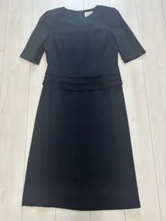 ブラックドレス フリル付き 冠婚葬祭