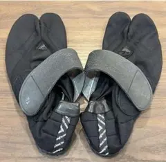 【訳あり】Toe-Bi (トゥ－ビ）ブラック　新型ランニング足袋　24.5 箱無