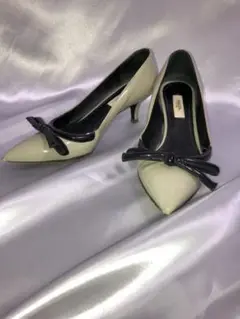 PRADA プラダ リボン パンプス エナメル ポインテッドトゥ