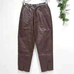 リエディ　テーパードパンツ　エコレザー　ウエスト後ゴム　大人カジュアル　茶色