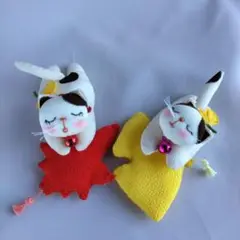 ちりめん細工[猫の兄弟と秋飾り]置物