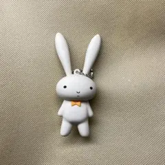 クレヨンしんちゃん お耳が動く シリコンマスコット ネネちゃんのうさぎ