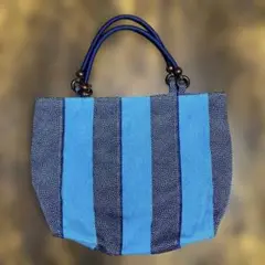 Item thumbnail for item 8075c51e-5a3f-4e5a-a3d5-cc5c0b6e19de