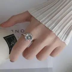 ⭐️純銀⭐️デイジー いぶし銀 フラワーモチーフ オープンリング シルバー925