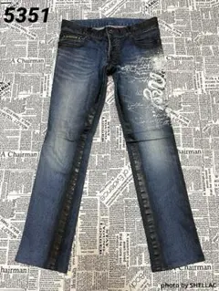 Item thumbnail for item 2d362bc0-406c-48aa-a857-cbabf2aff1b7