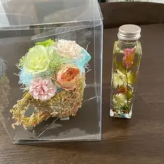 フラワーアレンジメントとハーバリウムセット