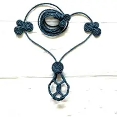 Item thumbnail for item fd37341c-143c-441e-9df3-591bd7d35ff8