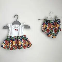 70 フラワープリントワンピース　パンツ　上下セット　ノースリーブ　フリル