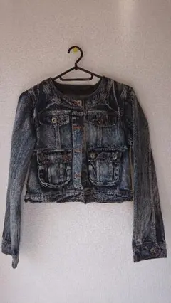 Item thumbnail for item 81ef22d4-733e-44f6-a162-3ba70e9f726b