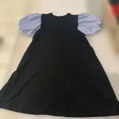 黒とストライプの半袖ミニワンピース