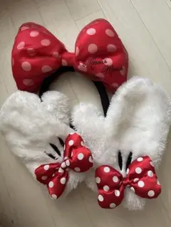 ディズニーキャラクター　ミニーマウス　カチューシャ&手袋セット