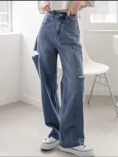 ライトブルーデニム カットアウト