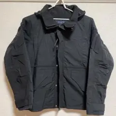 マウンテンパーカー