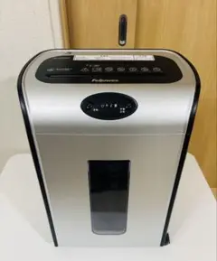 Item thumbnail for item 7b4ccaac-695e-4ac0-8391-f9db566c8de0