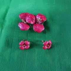 薔薇のブローチとイヤリングセット