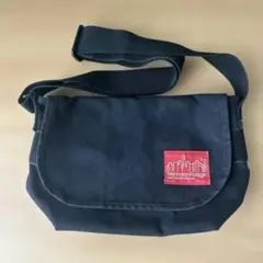 Manhattan Portage ブラック ショルダーバッグ