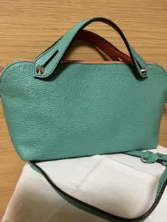 本革　2ウェイショルダーバッグ　エメラルドグリーン
