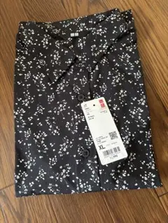 ユニクロ　半袖　シャツ　花柄　XL 新品未使用