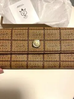 【廃盤品】Q-POT. 長財布 ビスケット柄