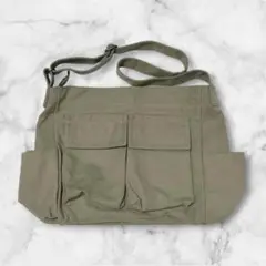 Item thumbnail for item 08878339-2559-4f8c-8a8e-456560596d90