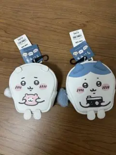 【8/10までのセール価格】ちいかわ、ハチワレ×GUコラボポーチ/新品未使用品