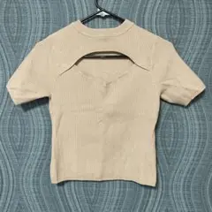 リゼクシー　ベージュトップス