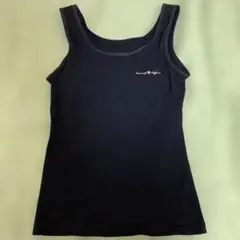 黒いタンクトップ ブラパッド付き　150