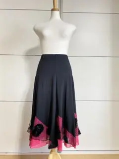 社交ダンス Da Vistosa フレアスカート 黒とピンク 花飾り付き