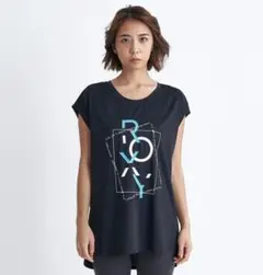 新品タグ付き！ROXY　Sサイズ　水陸両用　速乾　Tシャツ