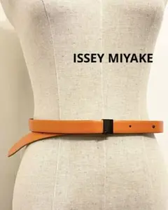 ISSEY MIYAKE SPORTS レザーベルト　ベージュ アクセサリー＆その他／その他 – isseymiyake.com