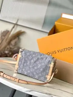 Louis Vuitton クラッチバッグ グレー