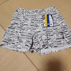 FILA 幾何学模様 ショートパンツ