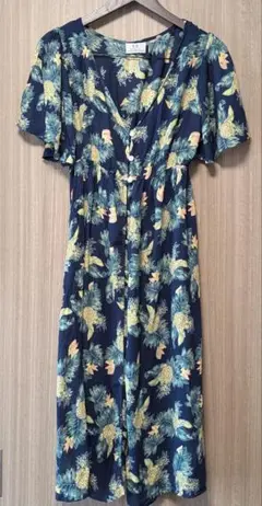 Item thumbnail for item 48cf543d-0686-43bc-b929-17198c39612d