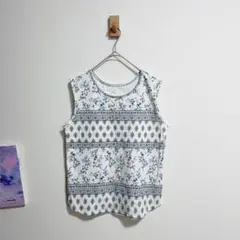 エヌプラス　N+ ノースリーブ　トップス　タンクトップ　青系　総柄　綿100%