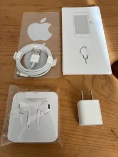 iphone Apple 純正アクセサリーセット イヤフォン　ケーブル