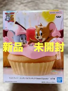 トムとジェリー　ビッグソフビフィギュア　スウィートカップケーキ　新品　未開封