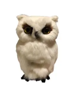 白いフクロウの置物