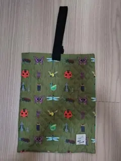 Insect Collection 昆虫柄キルティングシューズバッグ